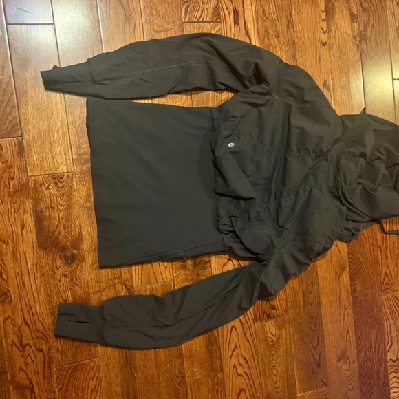 Lululemon reversible dance studio hoodie - Picture 3 of 3